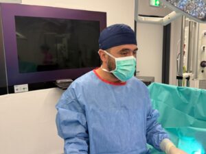 Hernia ombilicală la adulți: cauze, simptome și tratament chirurgical